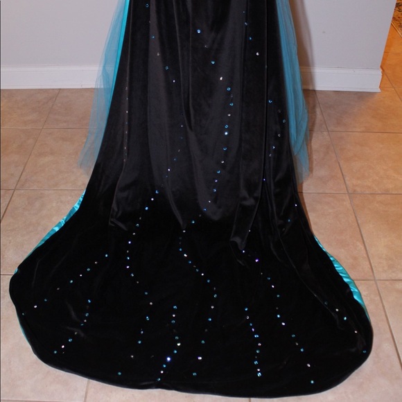 Formal - Picture 3 of 5